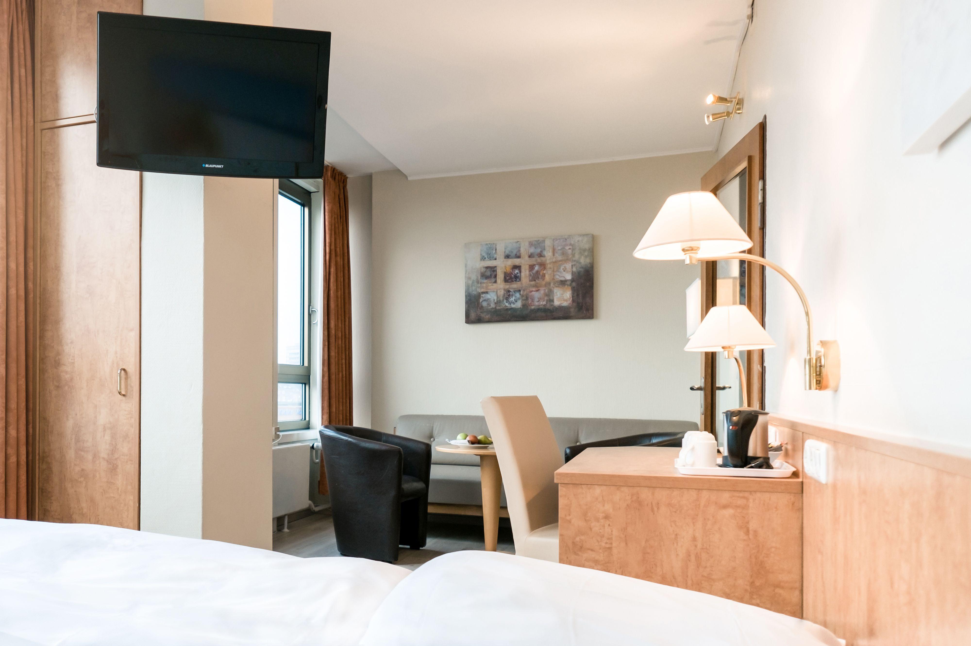 Hotel Astor Kiel by Campanile Exterior foto