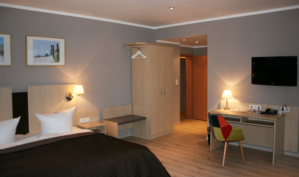 Hotel Astor Kiel by Campanile Exterior foto