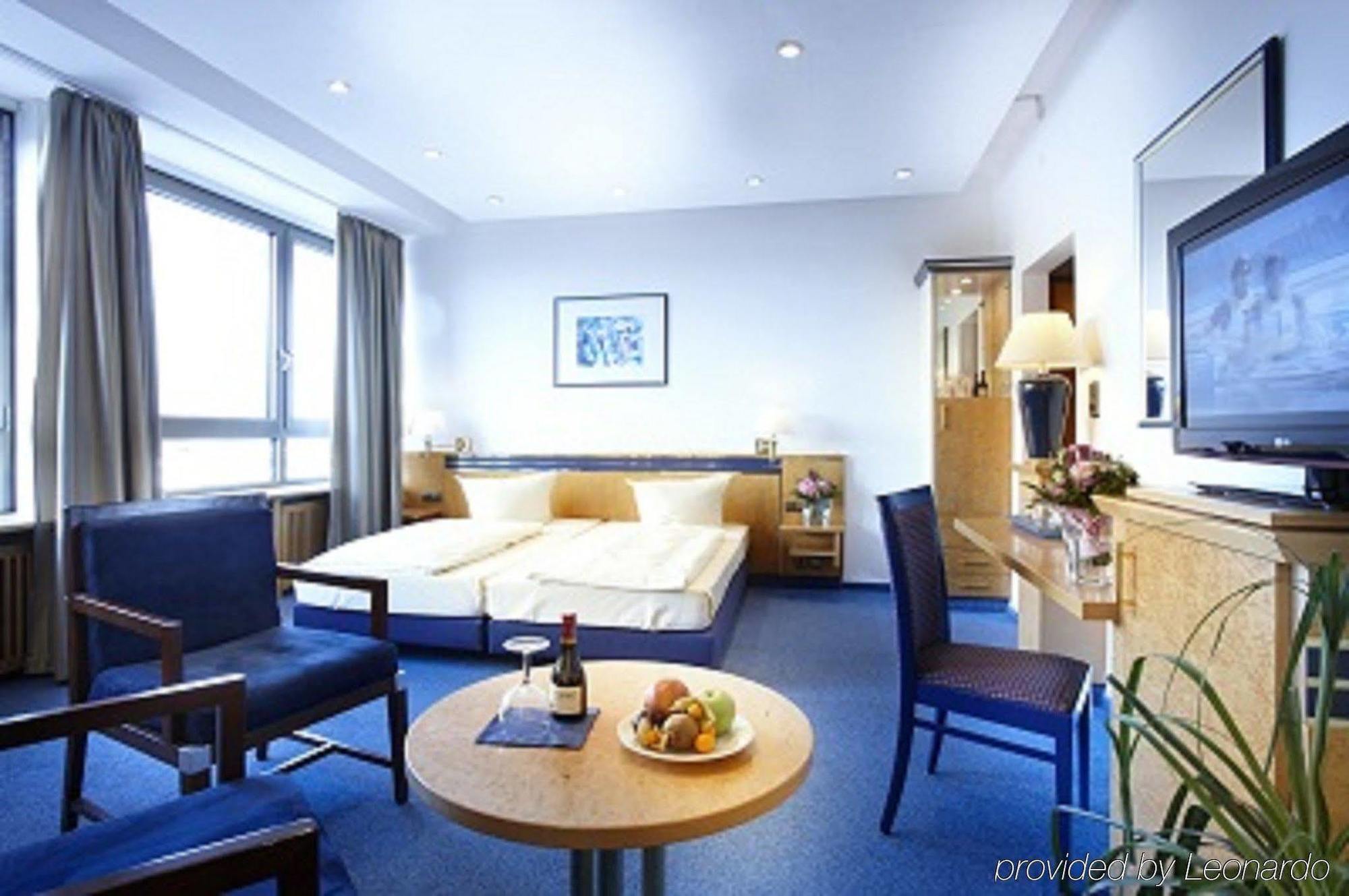 Hotel Astor Kiel by Campanile Exterior foto
